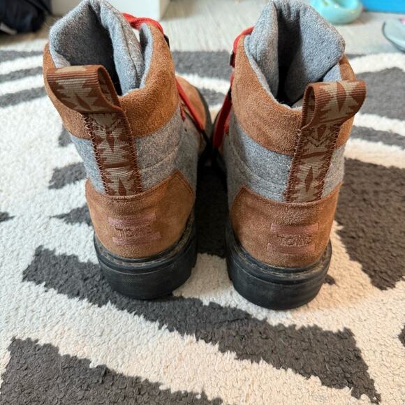 TOMS Women’s Summit Rawhide Gray Wool Waterproof Boots Size 7 - Picture 5 of 5